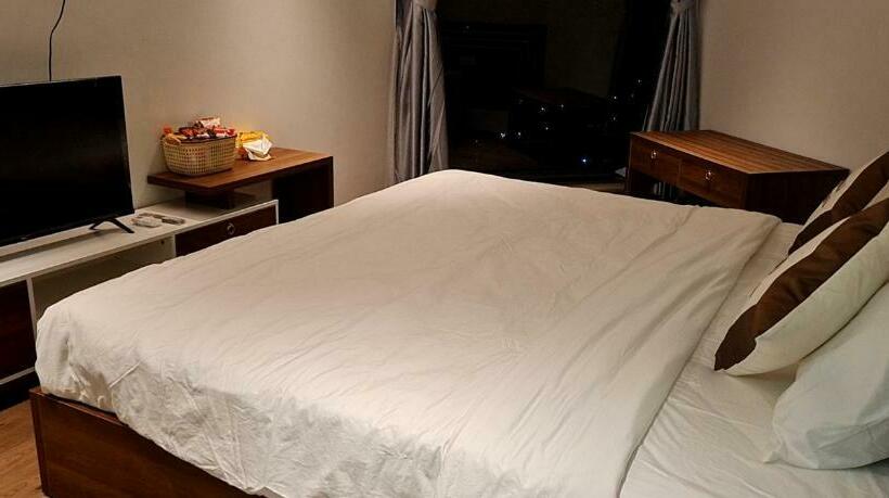 آپارتمان 1 خوابه, Gold View