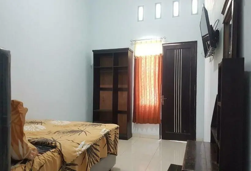 Standardzimmer, Surya Abadi Homestay Syariah Redpartner