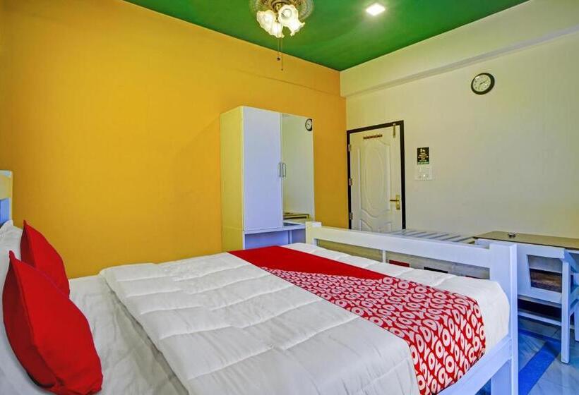 Трехместный Номер Классика, Oyo Flagship The Coffee Club Executive Lodging