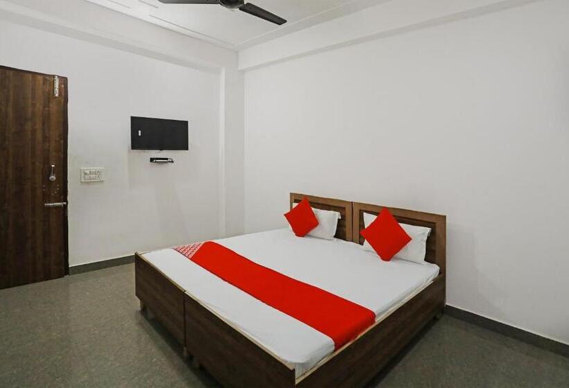 트리플 클래식 룸, Oyo Flagship Hotel Yuvraj Plaza