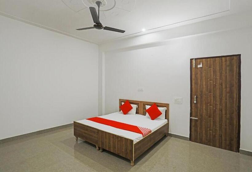 트리플 클래식 룸, Oyo Flagship Hotel Yuvraj Plaza