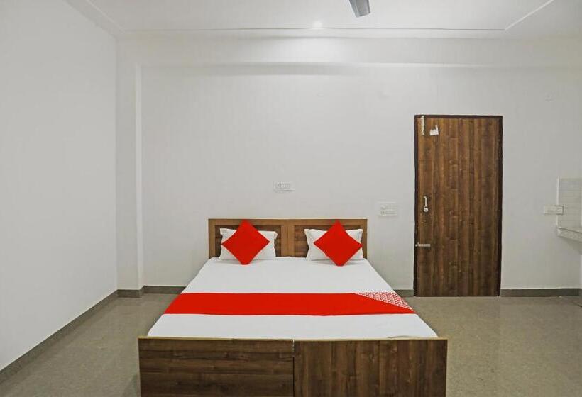 트리플 클래식 룸, Oyo Flagship Hotel Yuvraj Plaza