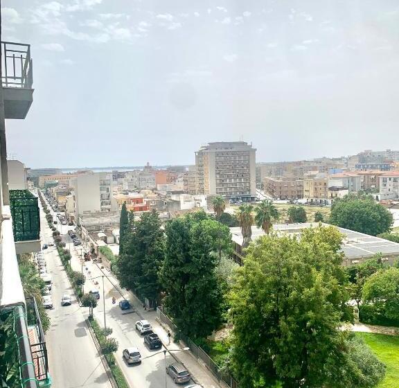 Номер Deluxe, Maryam23