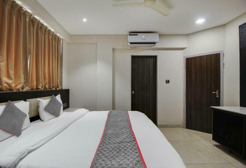 三人经典房间, Collection O Avasa Grand