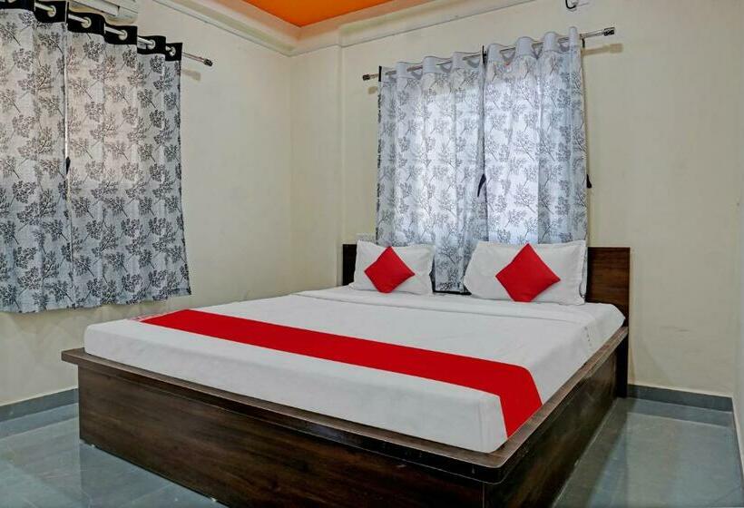 غرفة كلاسيكية ثلاثية, Oyo Flagship Sai Balaji Lodge