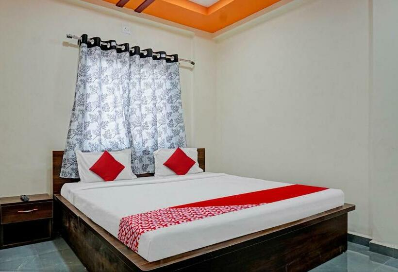 חדר קלאסי לשלושה, Oyo Flagship Sai Balaji Lodge