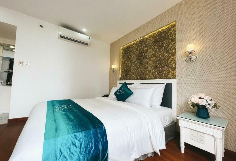 اتاق لوکس, Rivera Boutique