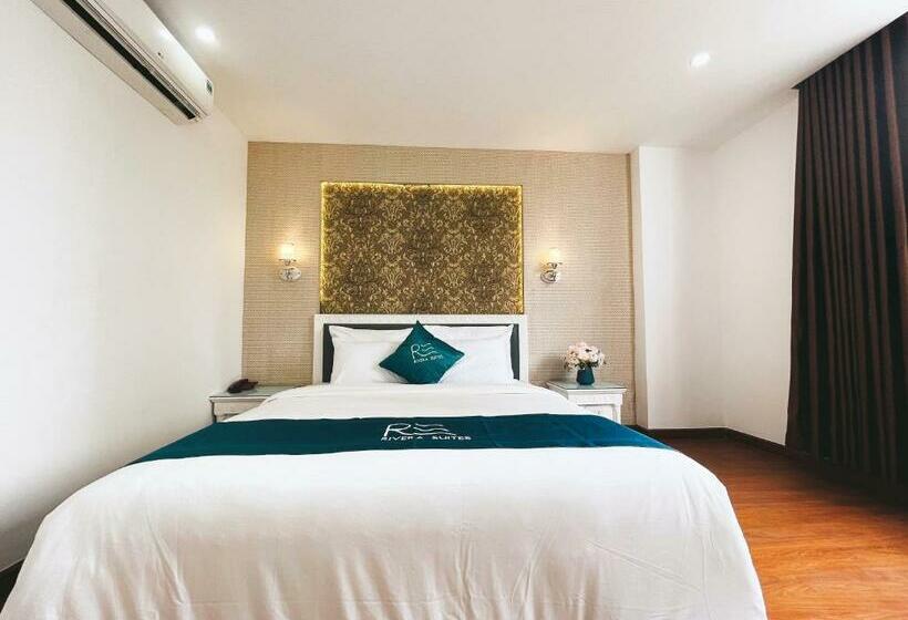 اتاق لوکس, Rivera Boutique