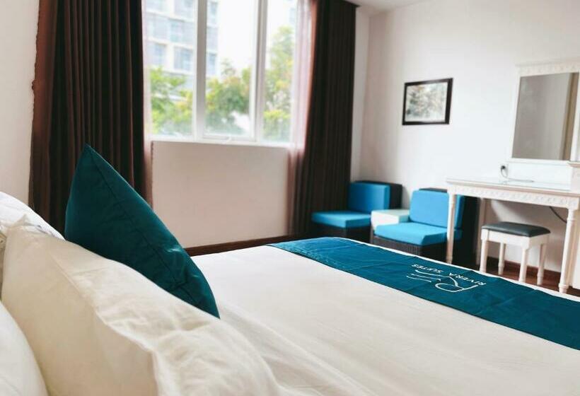 اتاق لوکس, Rivera Boutique