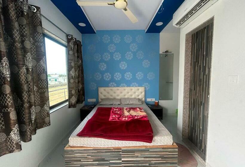 Трехместный Номер Классика, (sik106 )hotel Golden Palace & Resort