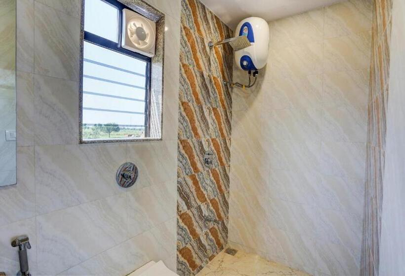 Трехместный Номер Deluxe, (sik106 )hotel Golden Palace & Resort