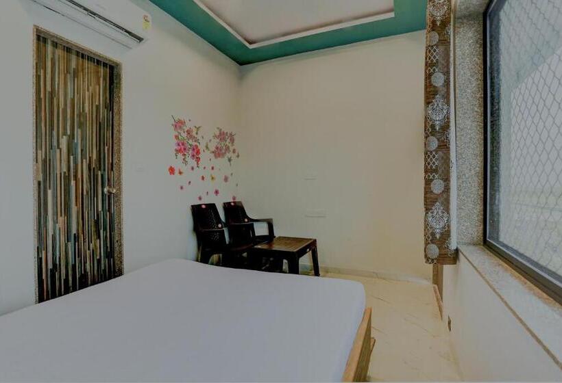 Трехместный Номер Deluxe, (sik106 )hotel Golden Palace & Resort