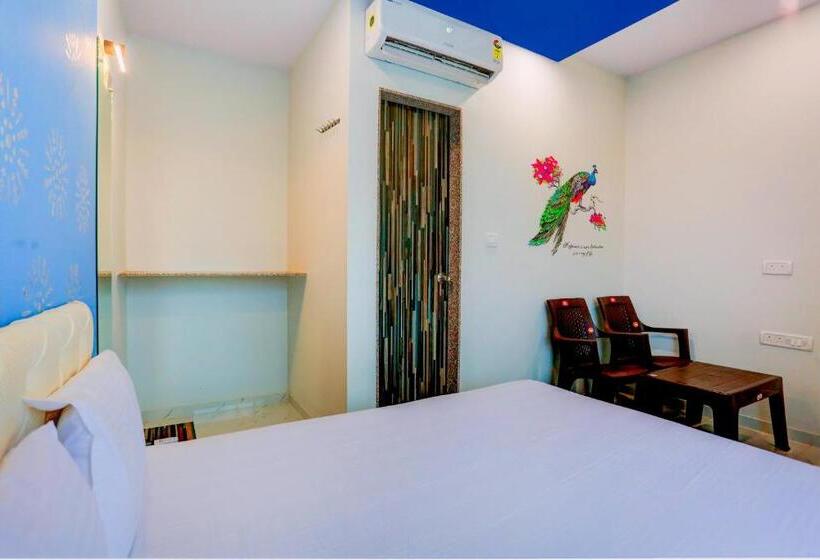 Трехместный Номер Deluxe, (sik106 )hotel Golden Palace & Resort