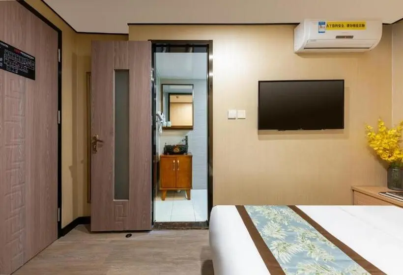 Economy-huone, East Sacred Hotel ᴸᴱo   Foreign Accept   Two Minutes Walk To Subway 丨tourism Service English Speakin