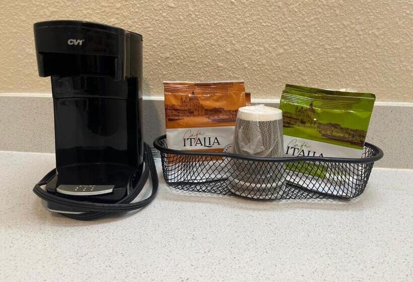 חדר סופריור עם מיטת קינג, Deluxe Inn