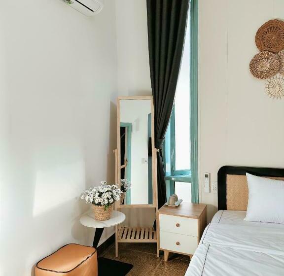 اتاق لوکس, Under The Sun Homestay