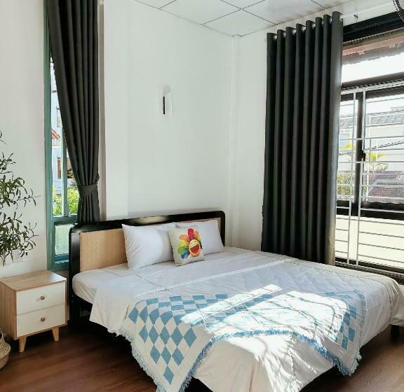 اتاق لوکس با تخت بزرگ, Under The Sun Homestay