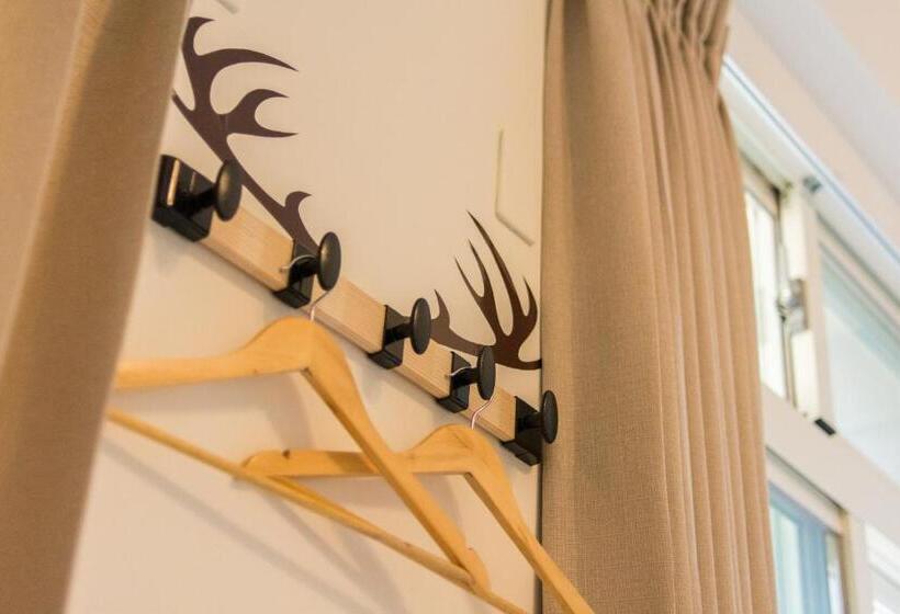 اتاق استاندارد با بالکن, Dropby B&b