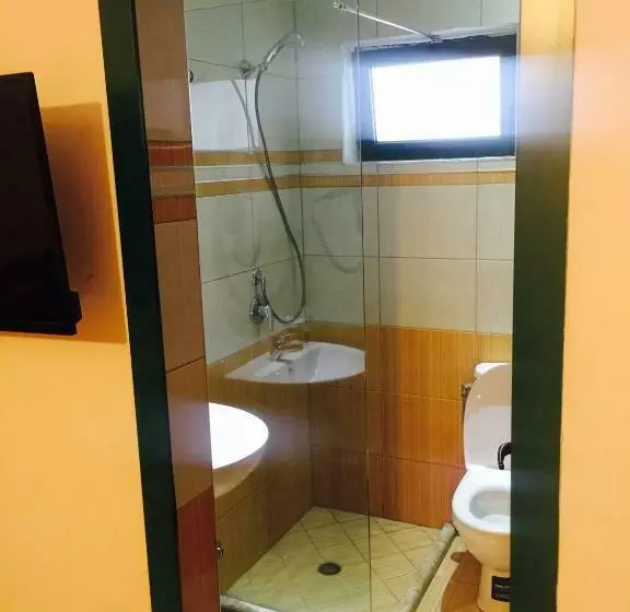 اتاق استاندارد یک نفره, Godija Hotel & Suites