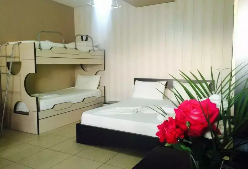 اتاق لوکس یک تخته, Godija Hotel & Suites