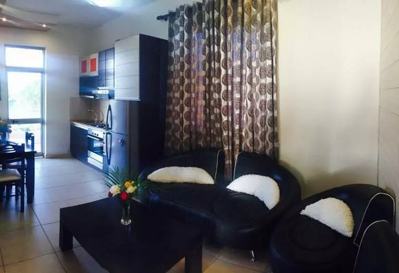 سوئیت 2 خوابه, Godija Hotel & Suites