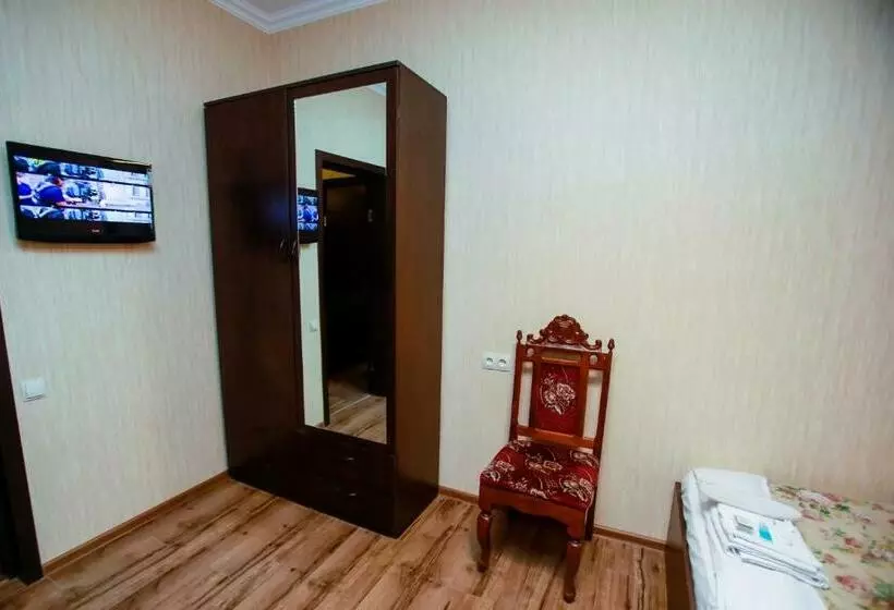 اتاق اکونومی, 4you