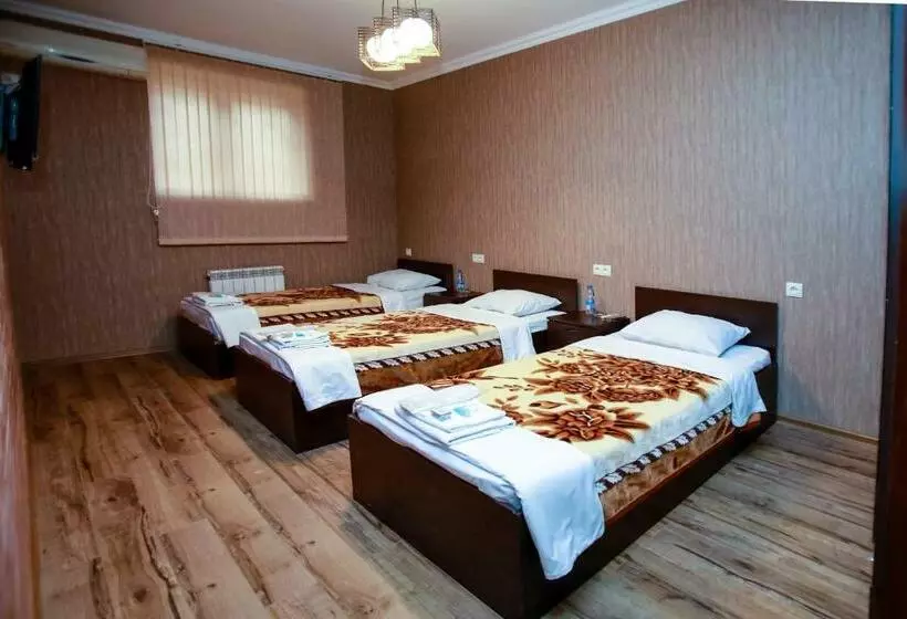Economy Triple Room, 4you