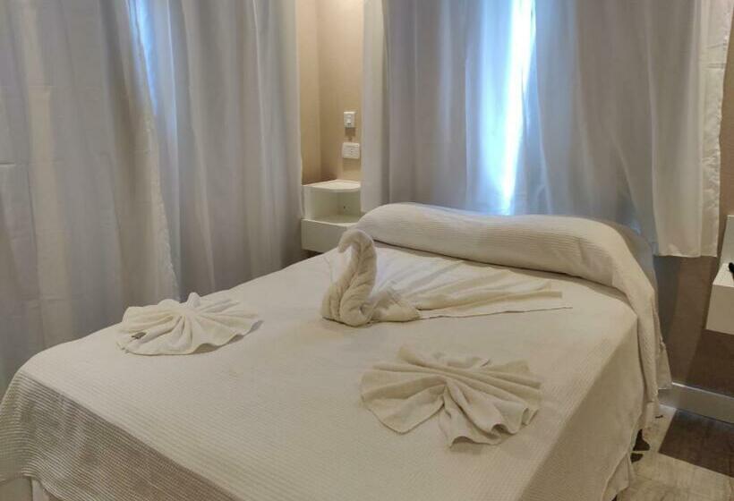 スタンダードトリプルルーム, Cheval Blanc