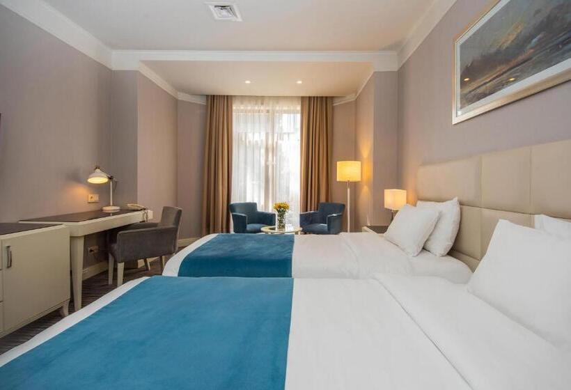 デラックスルーム, City Avenue