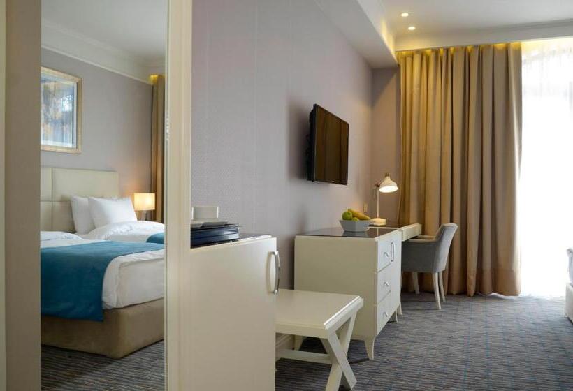 ファミリールーム, City Avenue