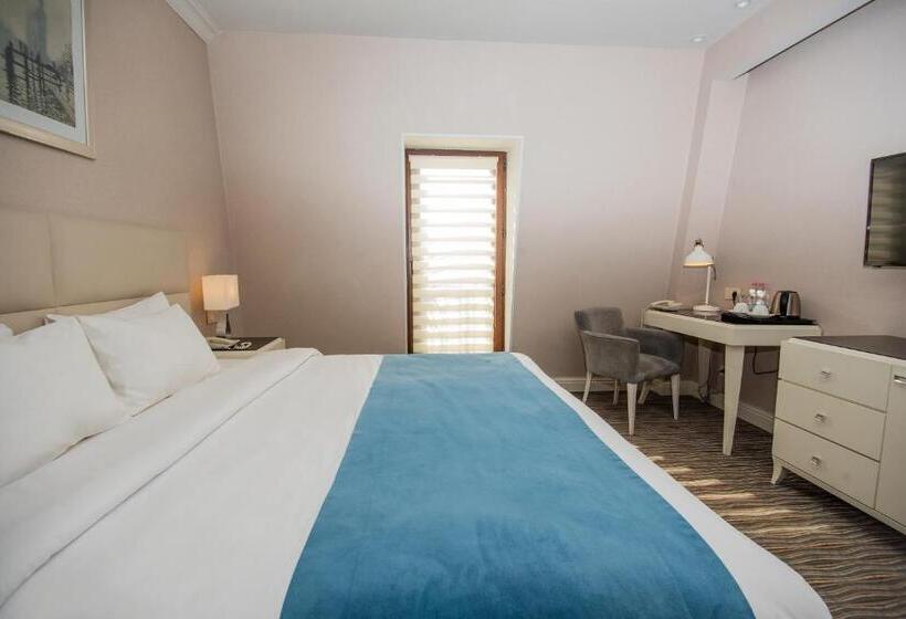 クラシックルーム, City Avenue