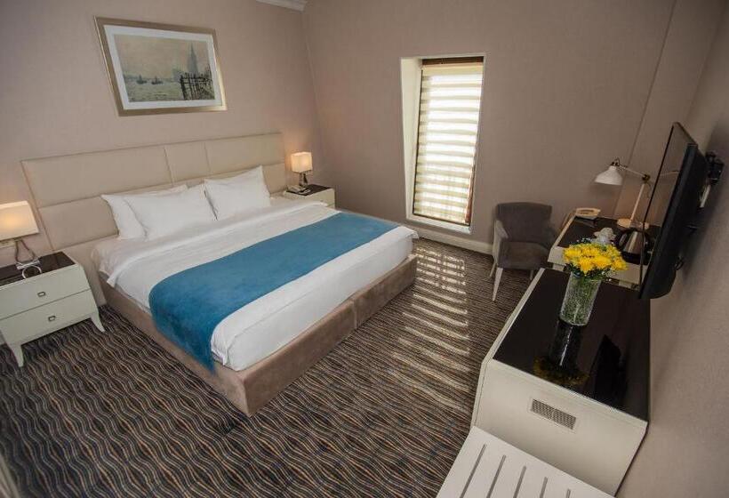 クラシックルーム, City Avenue