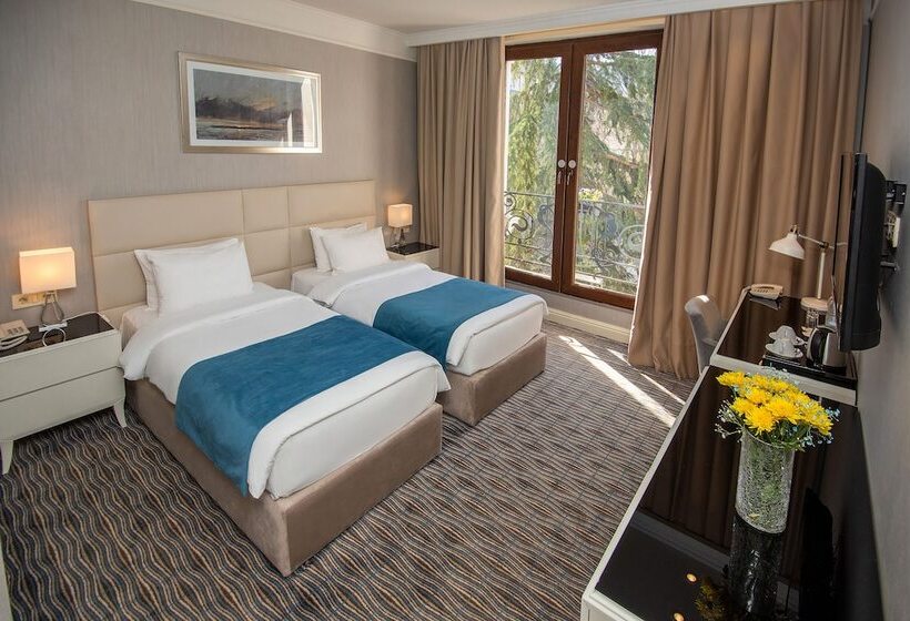 デラックスルーム, City Avenue