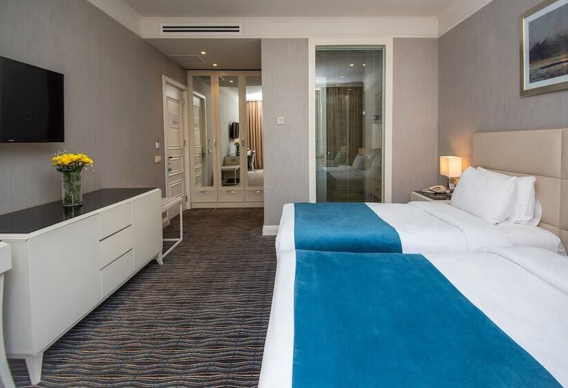 デラックスルーム, City Avenue