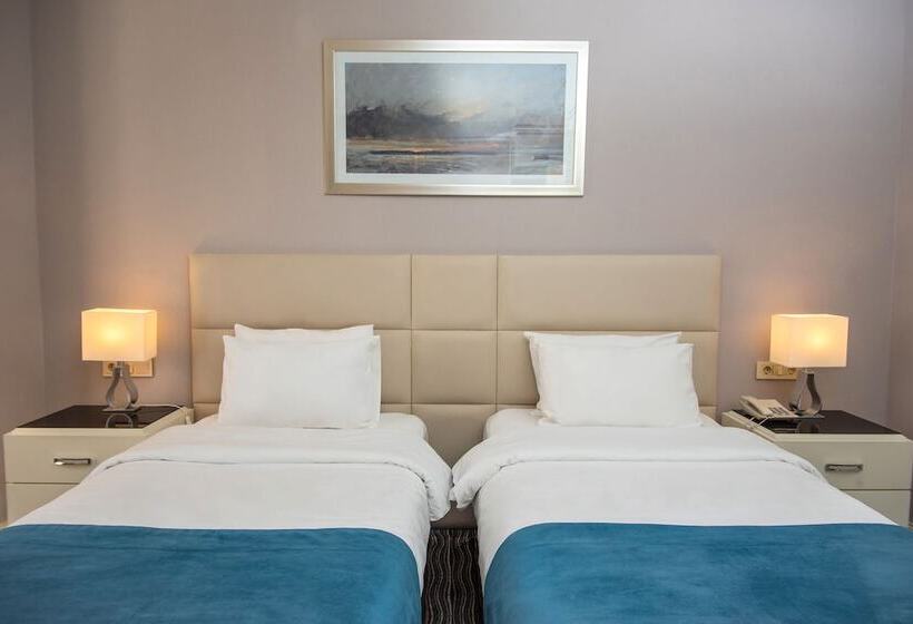 デラックスルーム, City Avenue