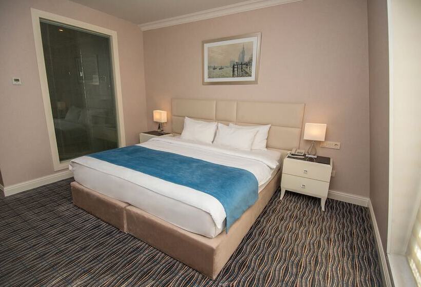 ファミリールーム, City Avenue