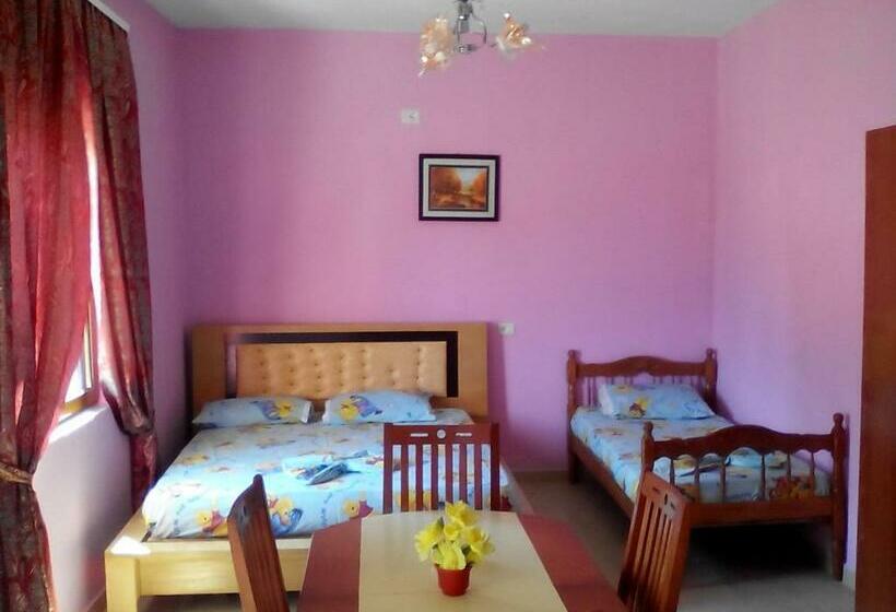 Quarto Triplo Comfort, Dragoi