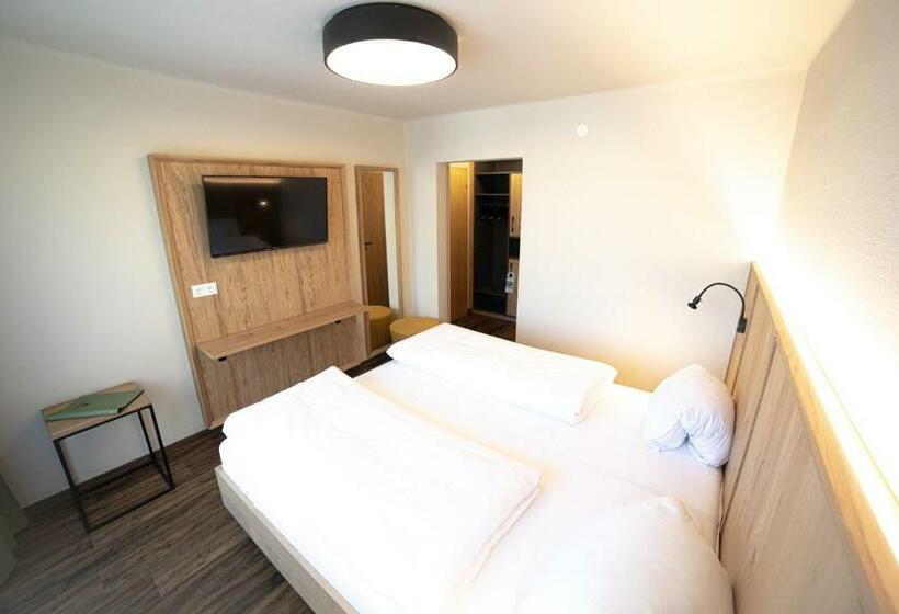 חדר סטנדרט עם מרפסת, Finkensteiner Hof