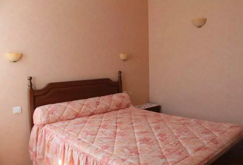 Standard-huone, Hôtel Ladagnous