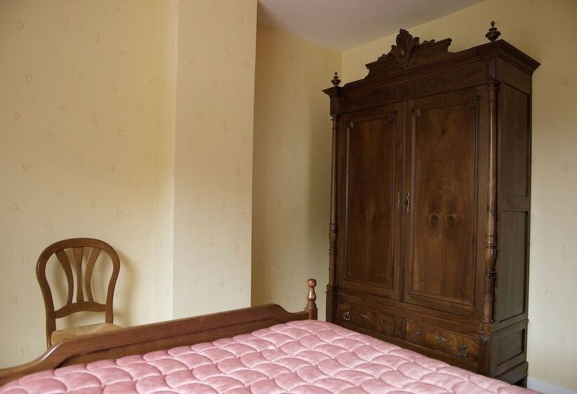 Номер Стандарт, Hôtel Ladagnous