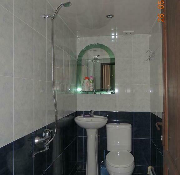 اتاق استاندارد سه نفره, Old Town Akhaltsikhe