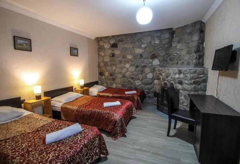 Economy Triple Room, Svaneti