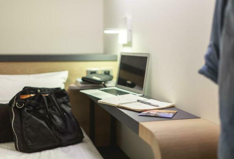 تختخواب در اتاق مشترک, Taiwan Youth Hostel & Capsule