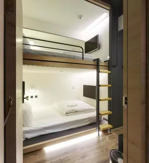 اتاق استاندارد با سرویس بهداشتی مشترک, Taiwan Youth Hostel & Capsule