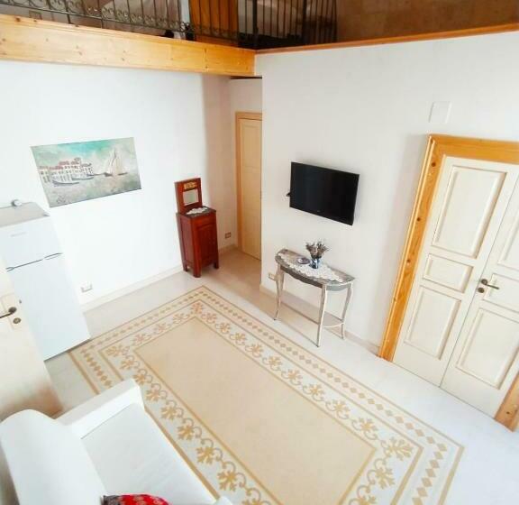 スタンダードトリプルルーム, B&b Corte Fiorita