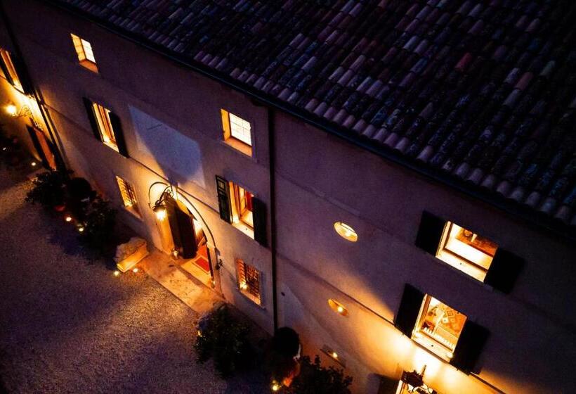 Номер Стандарт Вид на Сад, Villa Carrara Salvadori