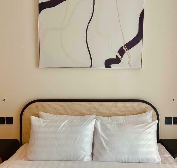 اتاق استاندارد با بالکن, Apec Mandala Hadofinn