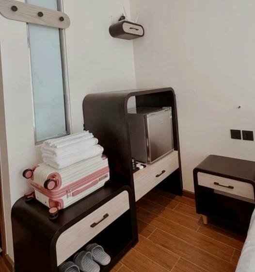 اتاق استاندارد با بالکن, Apec Mandala Hadofinn