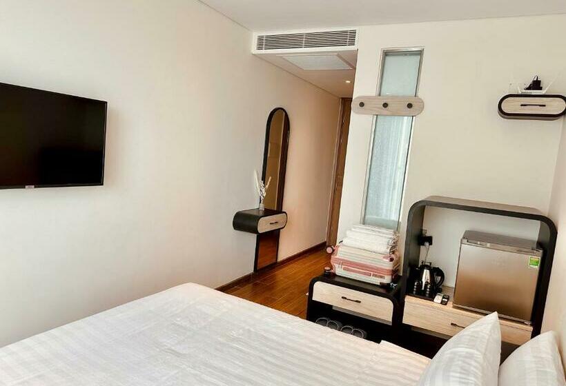 اتاق استاندارد با بالکن, Apec Mandala Hadofinn