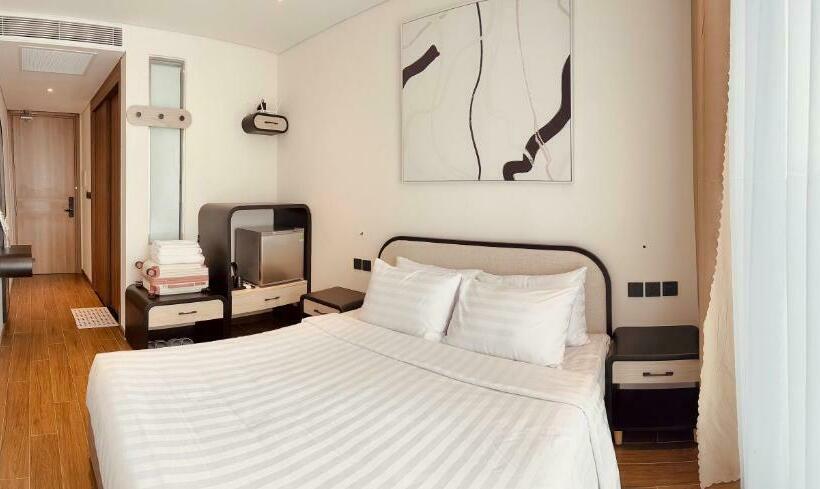 اتاق استاندارد با بالکن, Apec Mandala Hadofinn